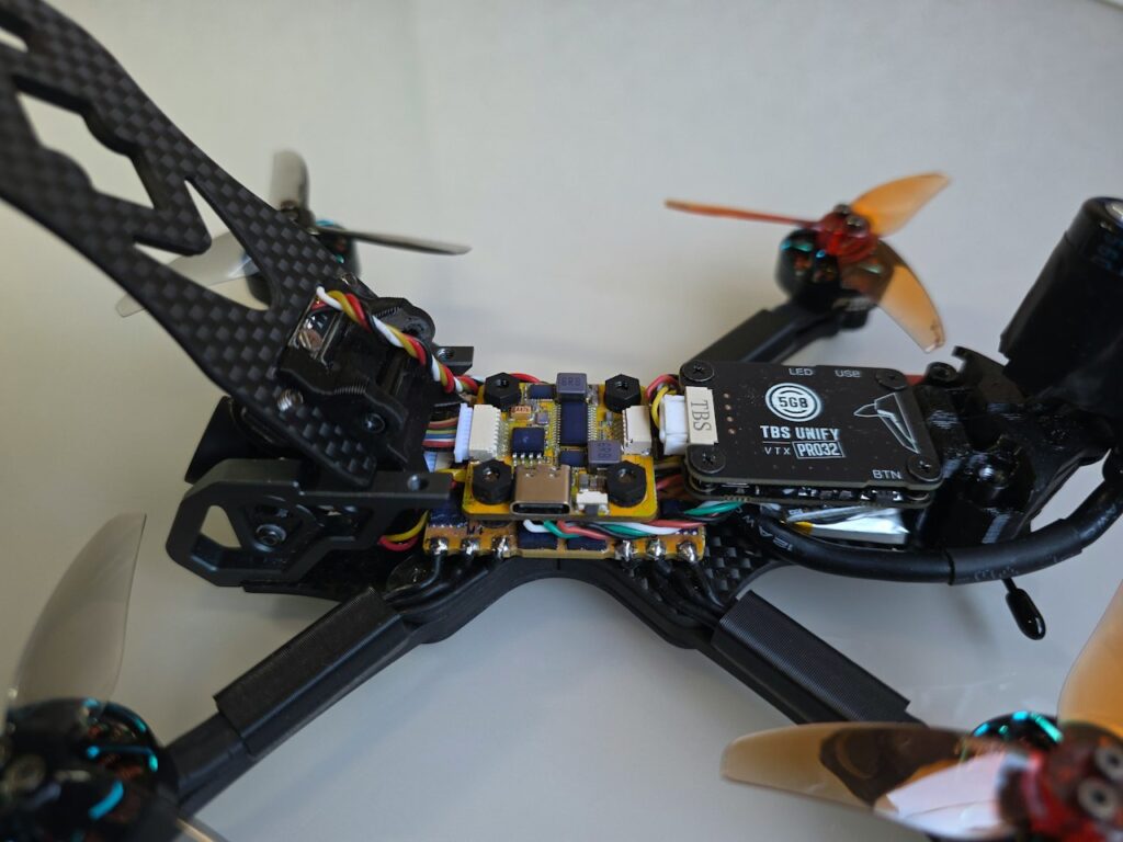 4-in-1 45A ESC kiiruseregulaator